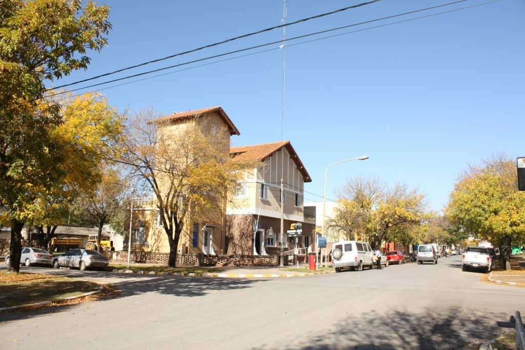 FOTOS de CRESPO-  edificio de correo argentino